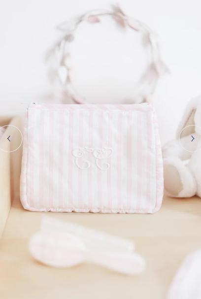 Trousse de toilette67
